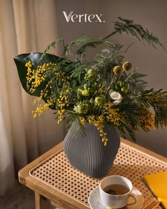 Pyramid Vase VERTEX Studio