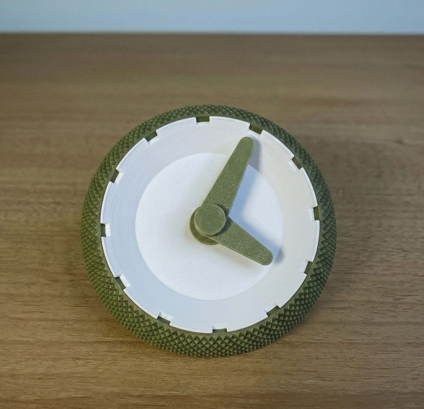 Lola Table Clock